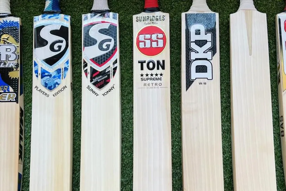 সুযোগ না পেয়ে অবসরে বাঙালি ক্রিকেটার