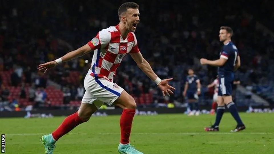 স্পেন ম্যাচের আগে বিপাকে ক্রোয়েশিয়া, করোনায় আক্রান্ত পেরিসিচ