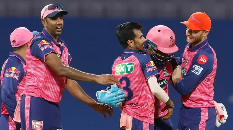 ২৩ রানে ম্যাচ জিতে বাটলারের শতরানের মান রাখল পিঙ্ক আর্মি