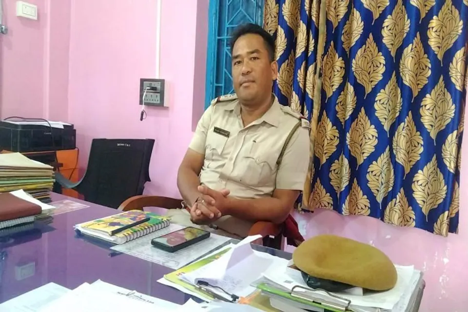 ডেবরা ট্রাফিকের দায়িত্বে এলেন এসআই অমর ছেত্রী