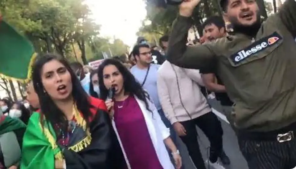 তালিবান বিরোধী মিছিলে নেমেছেন অস্ট্রিয়ার আফগান প্রবাসীরা