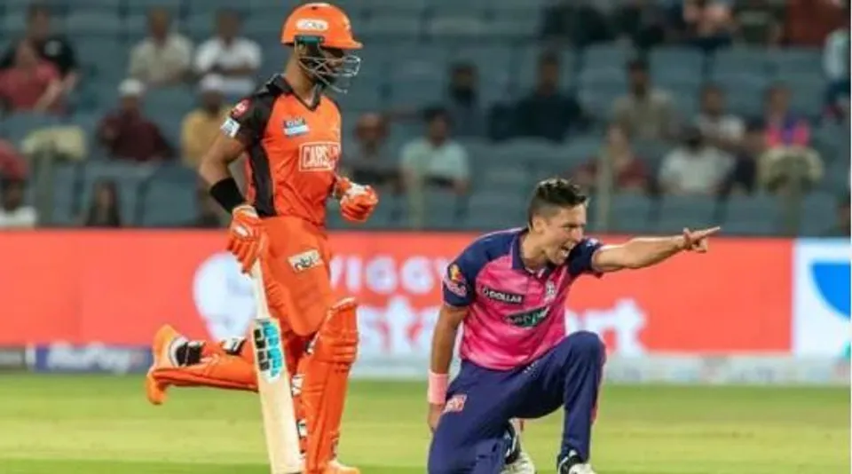 আইপিএলের শুরুতেই হোঁচট সানরাইজার্সের