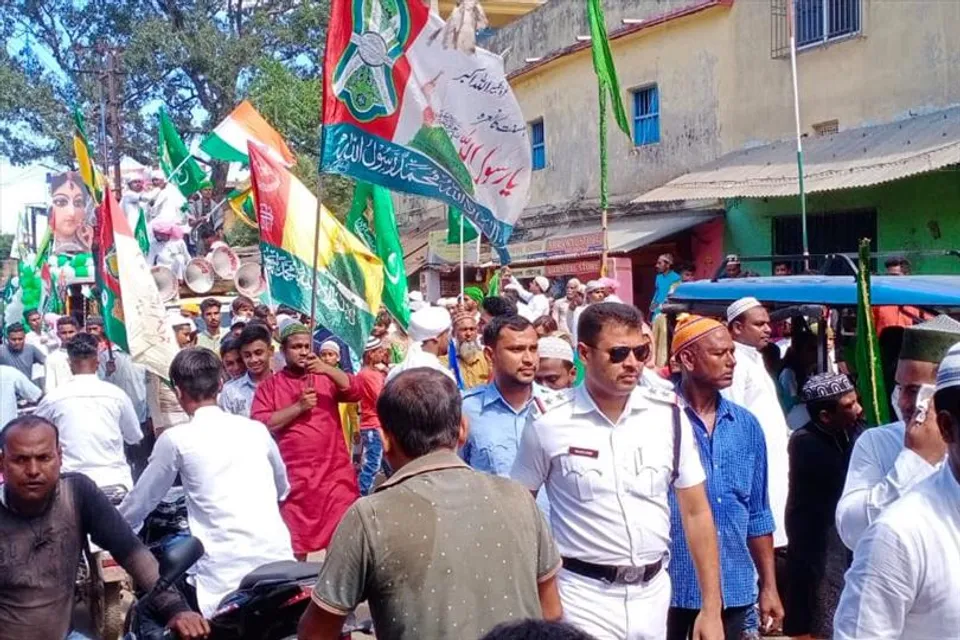 শোভাযাত্রা ও রক্তদানের মাধ্যমে পালিত হল পবিত্র নবী দিবস