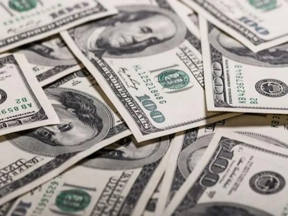 পাকিস্তানে  আবারও বাড়ছে ডলারের কালোবাজারি
