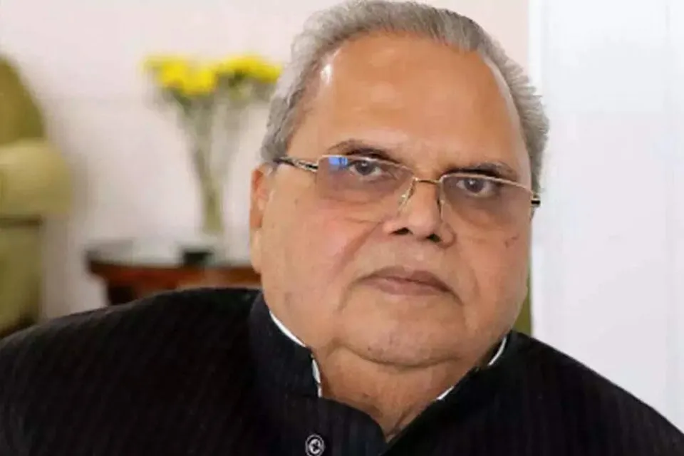 মুদ্রাস্ফীতি ও বেকারত্ব নিয়ে গর্জে ওঠার ডাক রাজ্যপালের