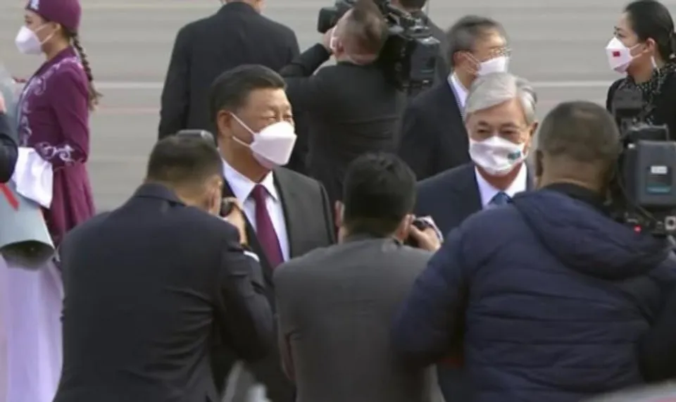 কাজাখস্তান সফরে শি জিনপিং