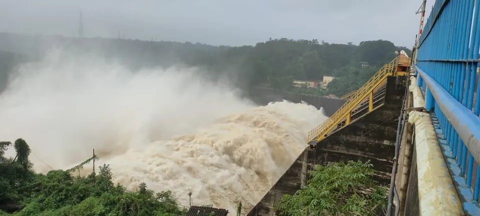 আবারো জল ছাড়লো ডি۔ ভি۔ সি মাইথন