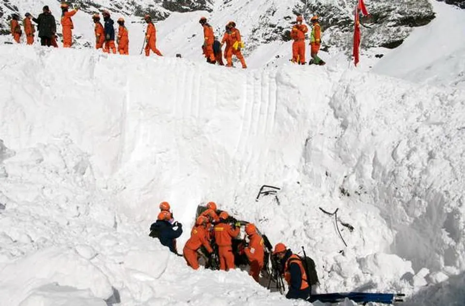 তিব্বতে তুষারধসে মৃতের সংখ্যা বেড়ে ২৮