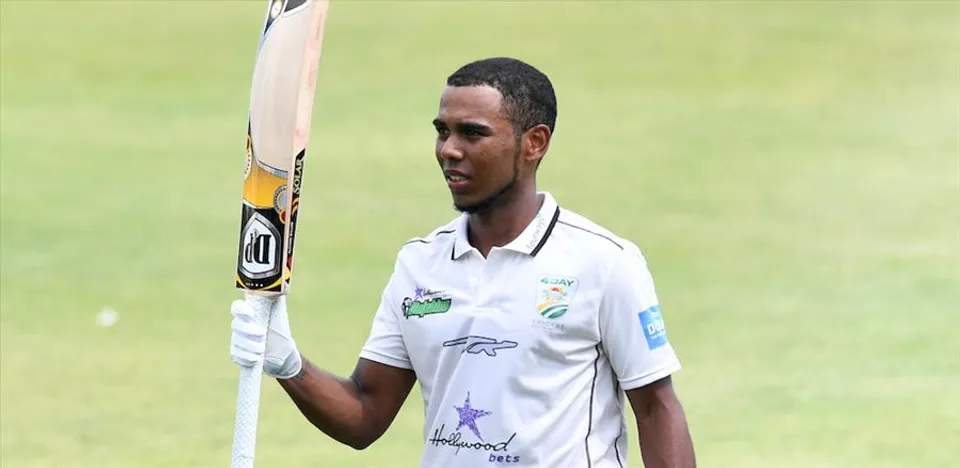 মাঠ ছাড়া হলেন পিটারসেন