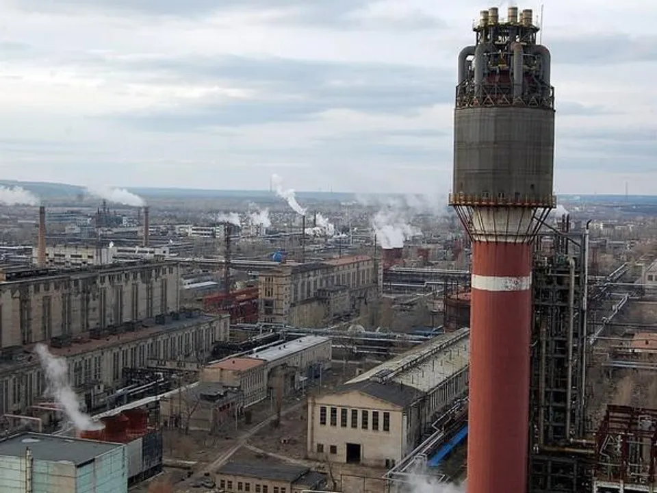 সেভেরোডোনেটস্কের আজোট রাসায়নিক কারখানায় আটকে রয়েছে  ৩০০-৪০০  ইউক্রেনীয় সেনা