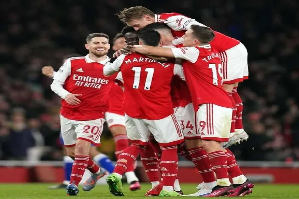 এভারটনকে ৪ গোলে হারালো আর্সেনাল