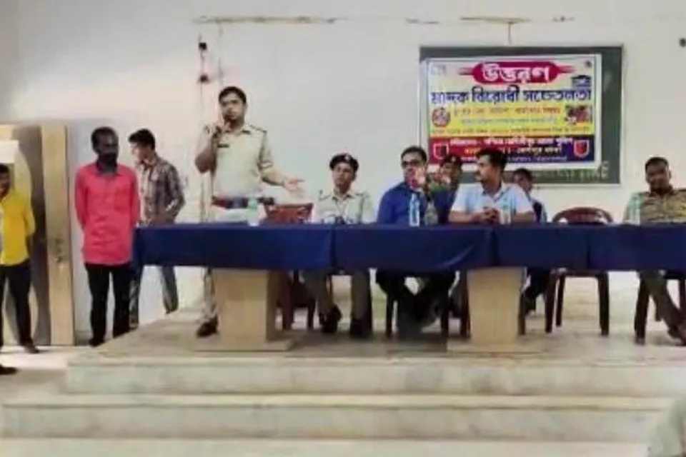 কলেজের উদ্যোগে, থানার সহযোগিতায় সাইবার ক্রাইম সচেতনতা