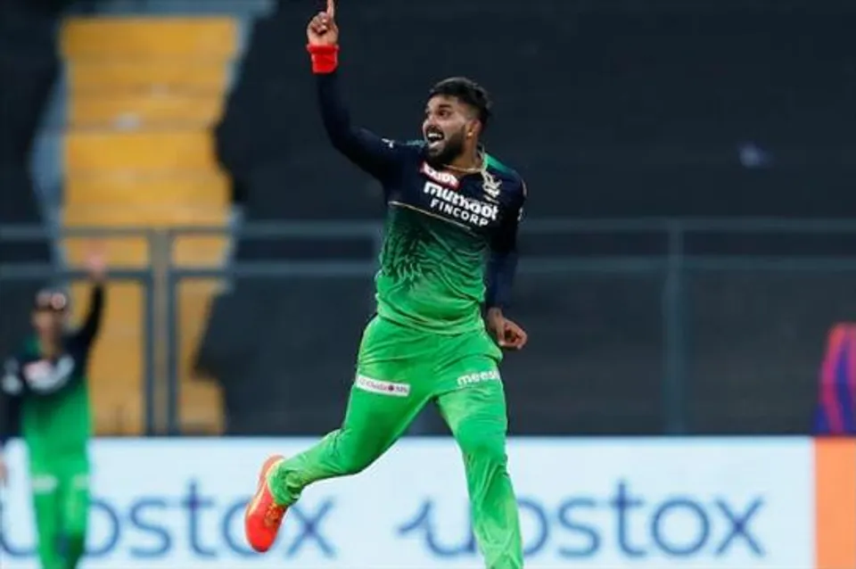 বড় জয় পেল আরসিবি