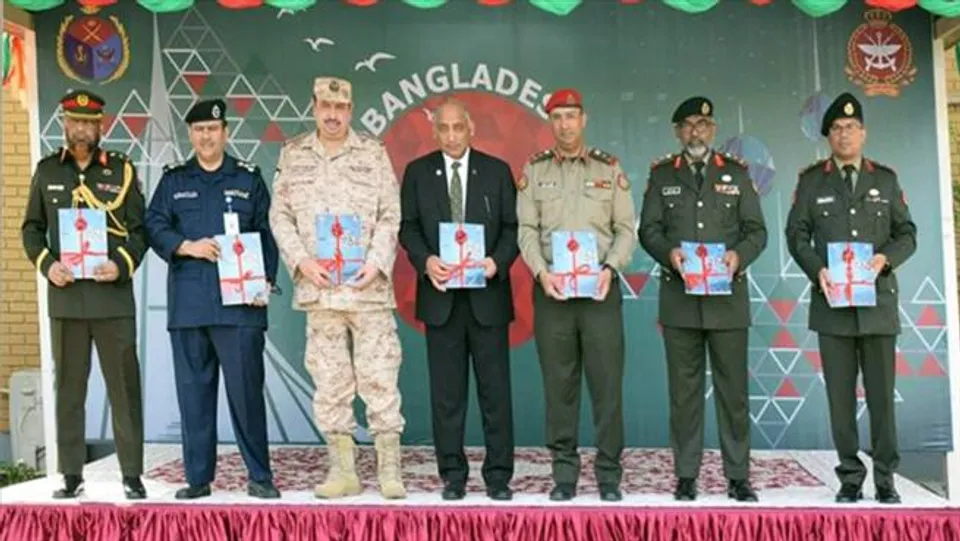 কুয়েতে সশস্ত্র বাহিনী দিবস পালন