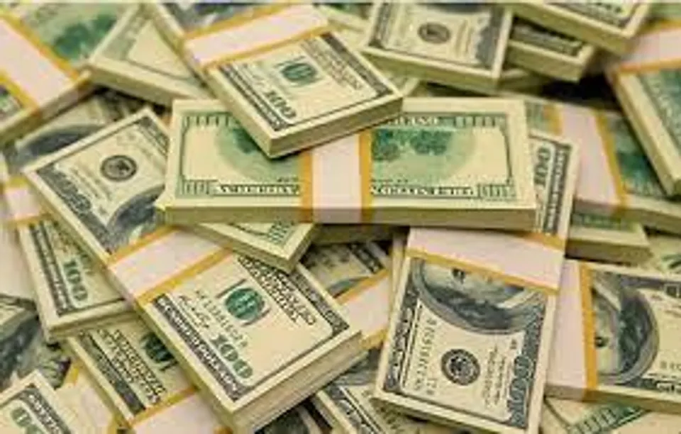 কলকাতায় বিপুল পরিমাণ বিদেশি টাকা উদ্ধার