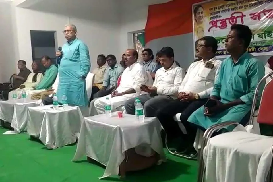 তৃণমূলের সংখ্যালঘু সেলের মিটিংয়ে মন্ত্রী মানস রঞ্জন ভুঁইয়া