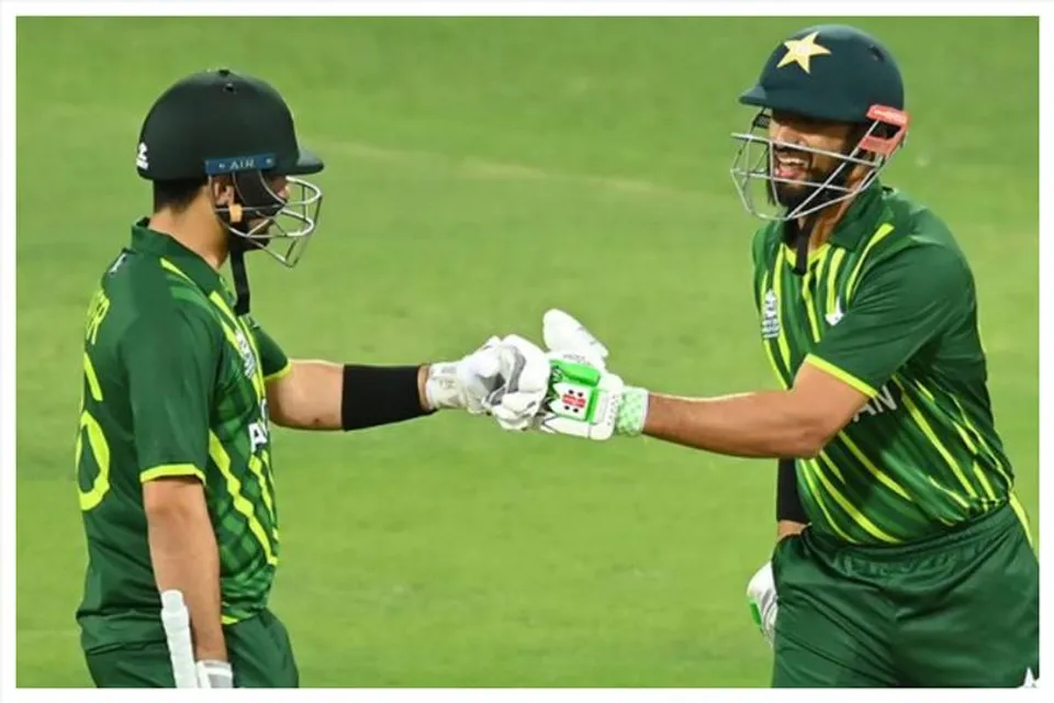 হাসপাতালে নিয়ে ছুটতে হল পাকিস্তানের ব্যাটসম্যানকে