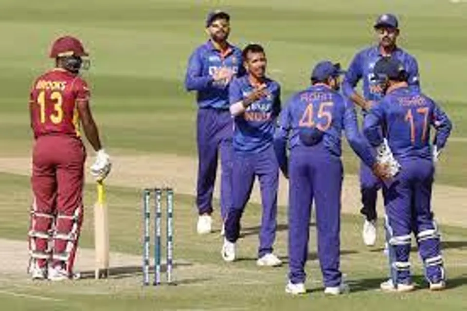 তৃতীয় উইকেট হারাল ওয়েস্ট ইন্ডিজ
