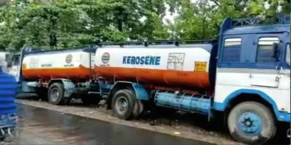 ট্যাঙ্কার মালিক সংগঠনের ধর্মঘট, তেলশূন্য ছয় জেলার আড়াইশোটি পাম্প