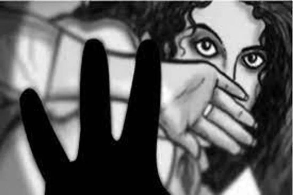 নাবালিকাকে শ্লীলতাহানির অভিযোগে গ্রেফতার রিক্সাচালক