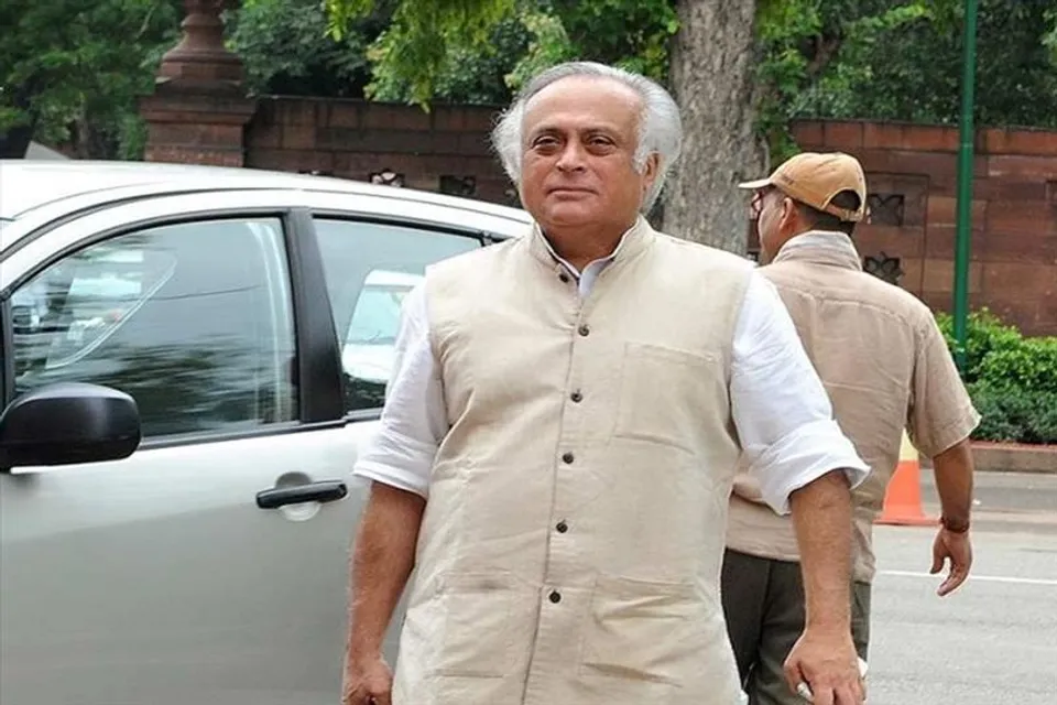 "এক জাতি, এক মানুষ, এক সার": কেন্দ্রের তীব্র সমালোচনা কংগ্রেসের