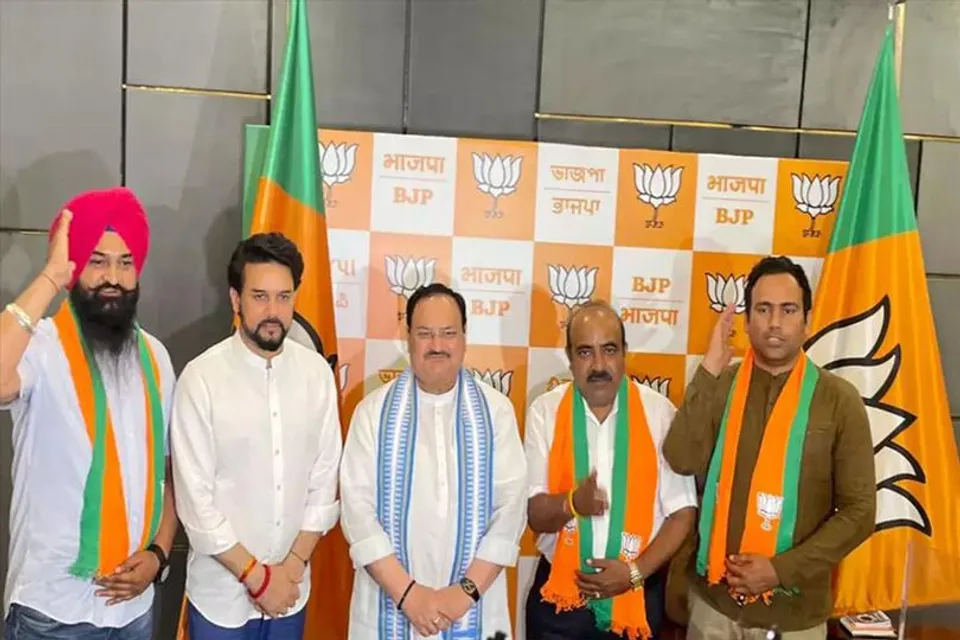 আপ-কে বড় ধাক্কা দিল বিজেপি