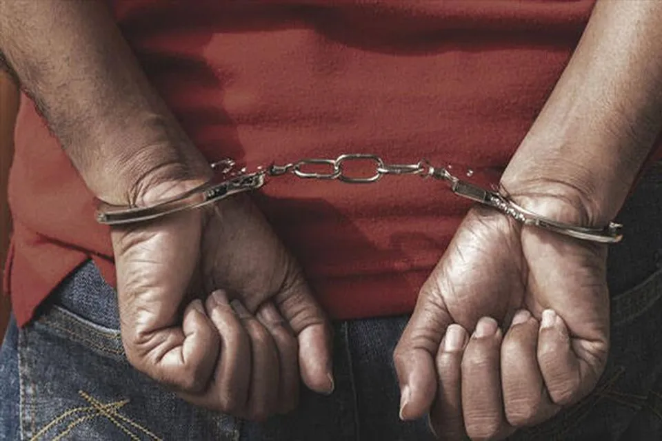 ফাইনালের আগে আইপিএল বেটিং ব়্যাকেটের হদিশ, গ্রেফতার ৩