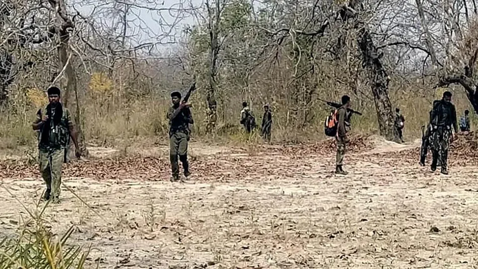 নিরাপত্তা বাহিনীর সঙ্গে এনকাউন্টারে নিকেশ এক নকশাল