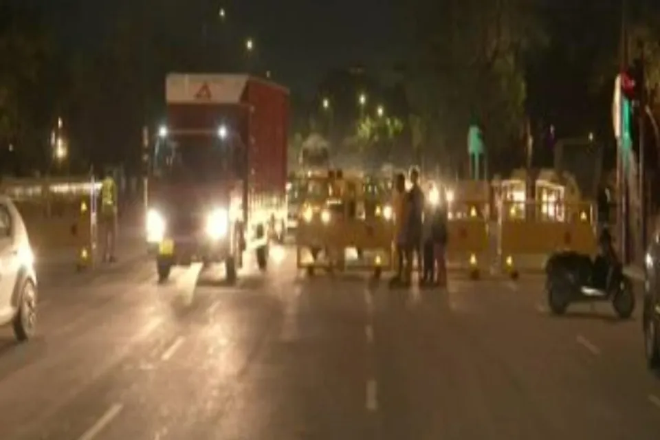 দিল্লিতে জোরদার করা হল নিরাপত্তা ব্যবস্থা