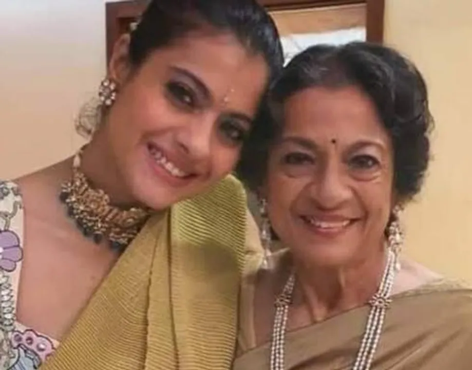 তনুজাকে জন্মদিনে মিষ্টি শুভেচ্ছা জানালেন কাজল