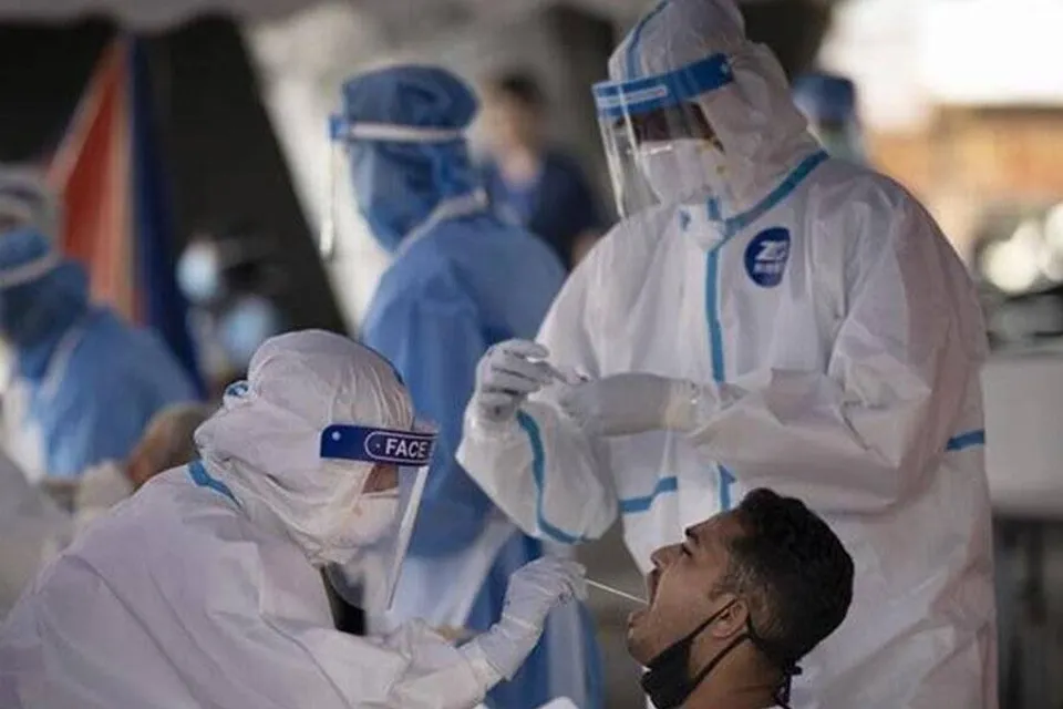 কেন্দ্রকে কোভিড তথ্য দিচ্ছে না রাজ্য?