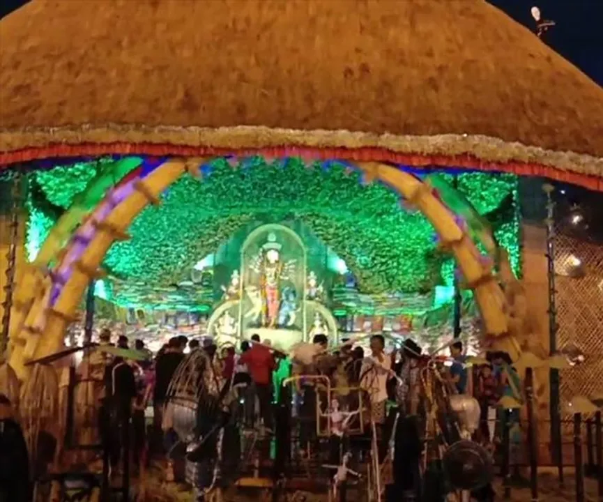 পুজো পরিক্রমাঃ সরাসরি দেখুন   গৌড়িবেরিয়া সার্বজনীনের পুজো