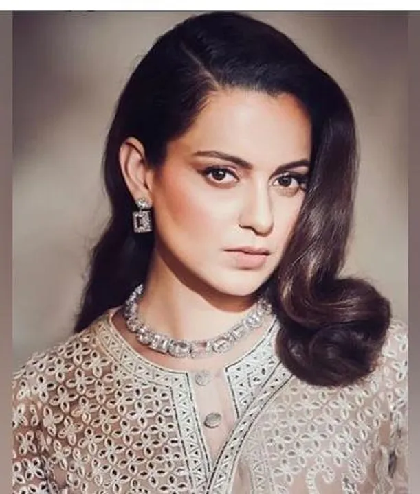 উদ্ধব ঠাকরের পদত্যাগে প্রতিক্রিয়া কঙ্গনা রানাওয়াতের