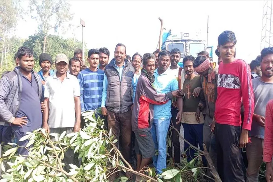 হাতির তাণ্ডবে হওয়া ক্ষতি পূরণের দাবিতে বিক্ষোভ