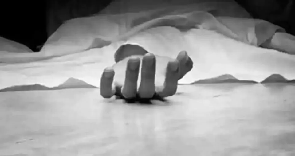 হেয়ার স্ট্রিট থানা এলাকায় শেয়ার ব্যবসায়ীর রহস্যমৃত্যু