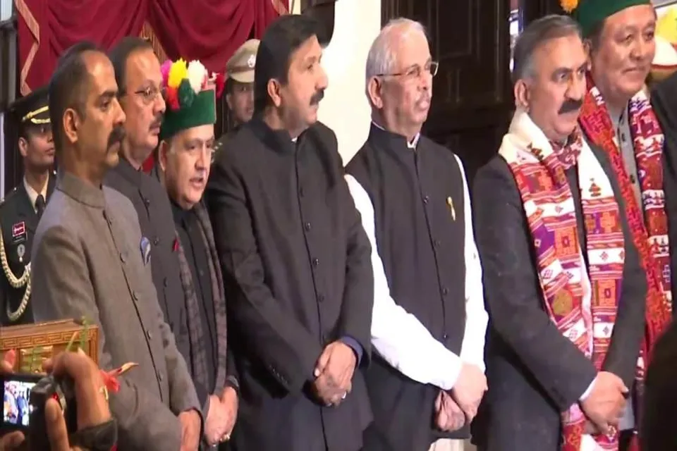 ক্যাবিনেট মন্ত্রী হিসেবে শপথ নিলেন ৭ জন বিধায়ক