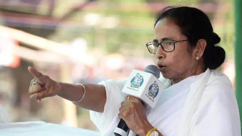 বন্যা পরিদর্শনে গিয়ে ফের ঘাটাল নিয়ে কেন্দ্রকে তোপ মুখ্যমন্ত্রীর