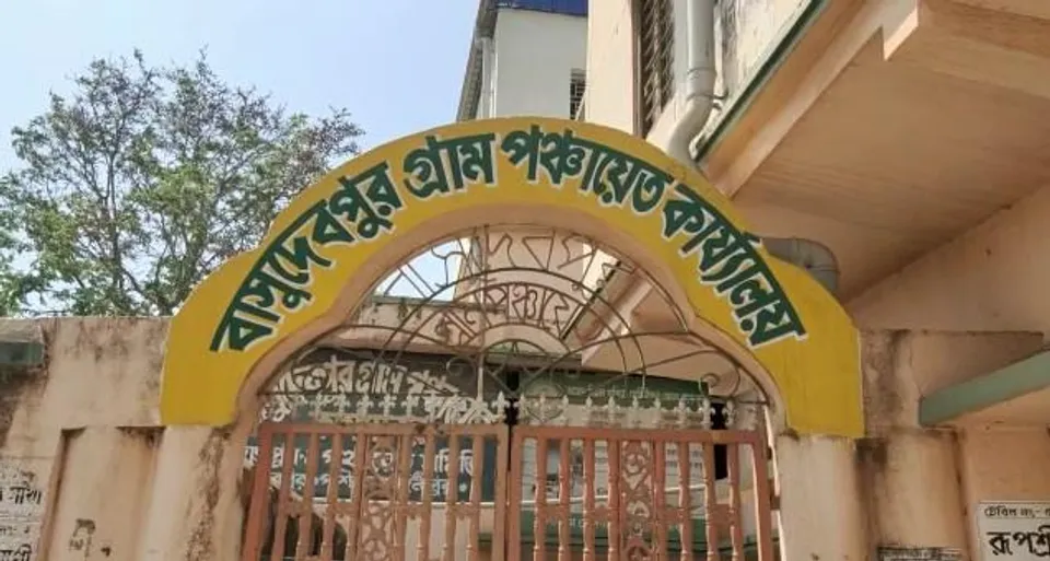 শুভেন্দুর হোয়াটসঅ্যাপ গ্রুপে দুই তৃণমূল নেতা