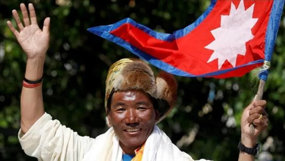 ২৬তম বার এভারেস্ট জয়, নিজের রেকর্ড ভাঙলেন পঞ্চাশোর্ধ রীতা