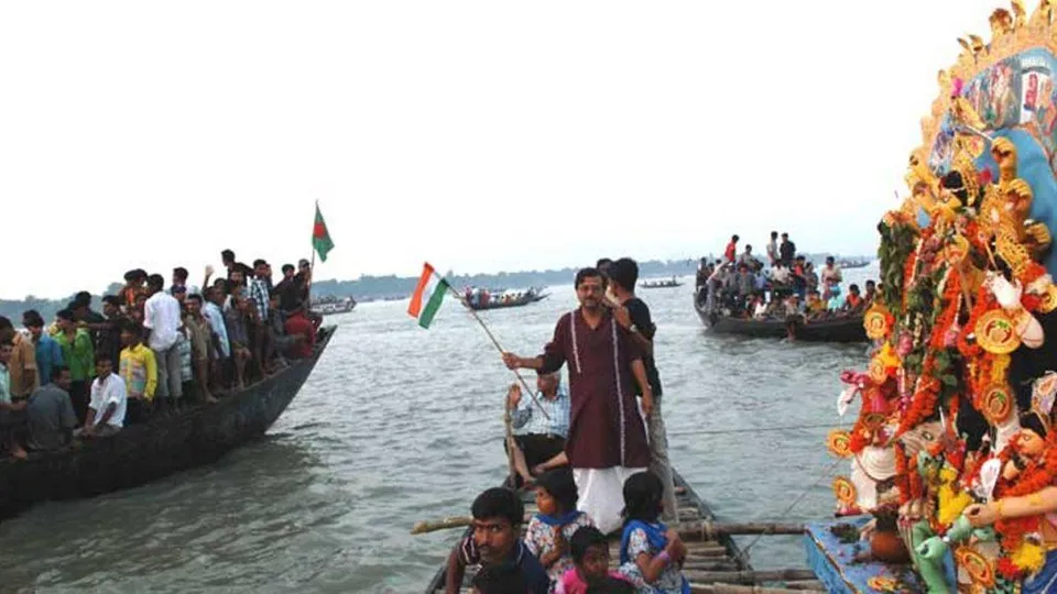 টাকিতে এবছর বিসর্জনে নিয়ন্ত্রণ প্রশাসনের