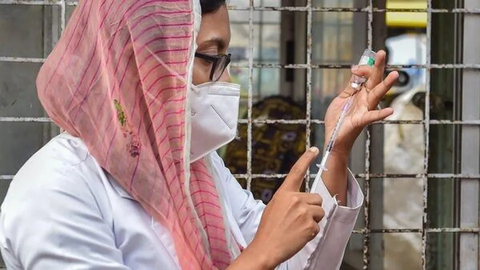 চুক্তির ভিত্তিতে নিয়োগ হবে সাড়ে ১১ হাজার স্বাস্থ্য কর্মী