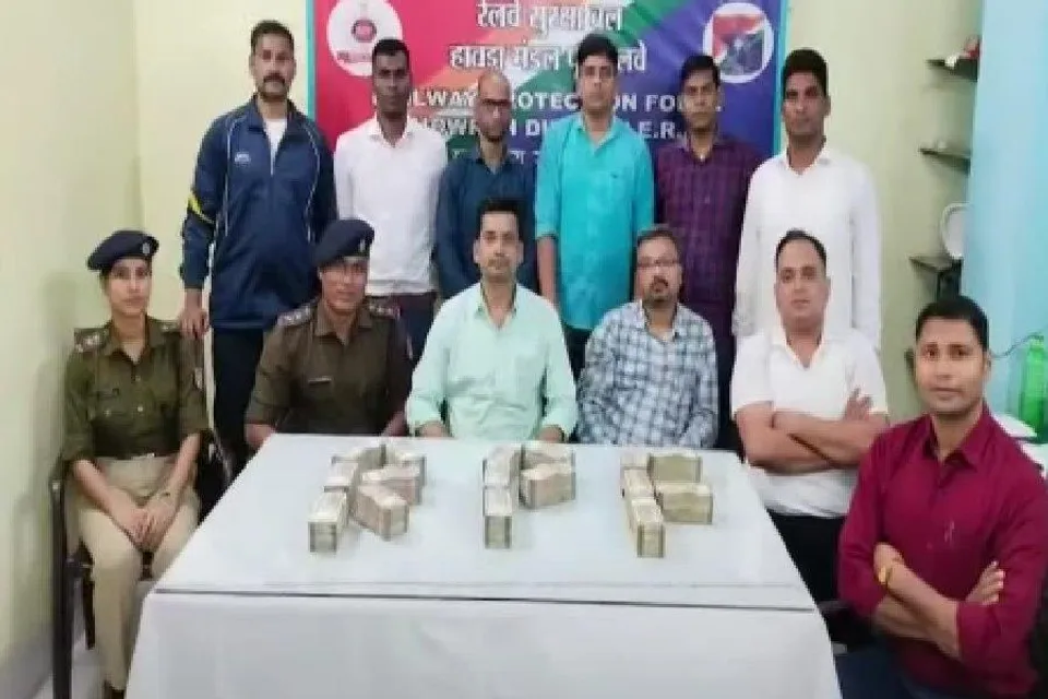 ফের টাকার পাহাড়ের হদিশ রাজ্যে