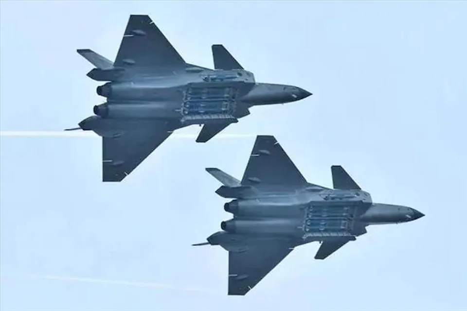 তাইওয়ান প্রণালী মধ্যরেখা অতিক্রম করেছে পাঁচটি চীনা বিমান