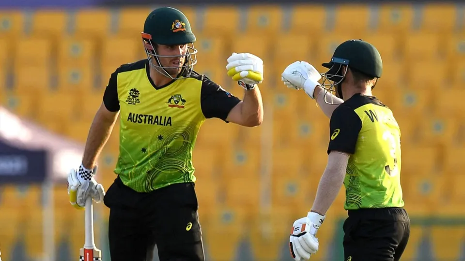 ১ উইকেট হারিয়ে ৫০ ছুঁলো অস্ট্রেলিয়া