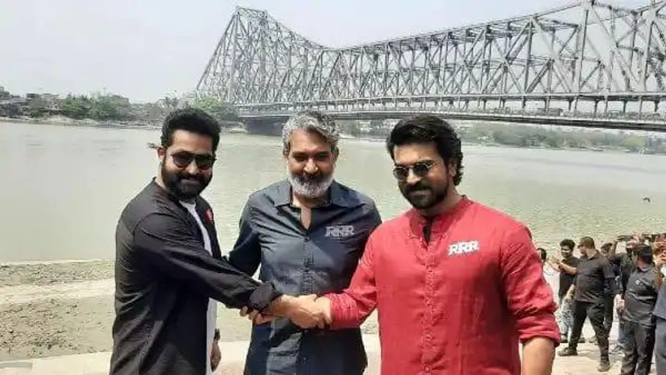 হাওড়া ব্রিজ পরিদর্শনে টিম 'আরআরআর'
