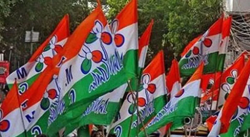 কৃষ্ণনগরে তৃণমূল কর্মীর বাড়ির সামনে বোমাবাজির অভিযোগ