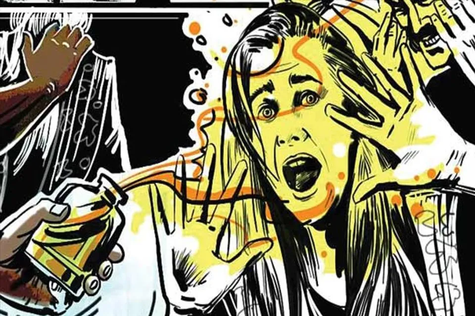 যুবতীর ওপর 'অ্যাসিড' হামলা