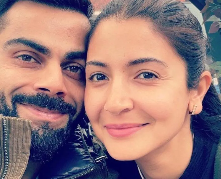 যুক্তরাজ্যে স্বামী বিরাটের সঙ্গে কফি ডেটে অনুষ্কা শর্মা
