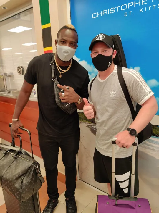 আবু ধাবি পৌঁছে গেলেন রাসেল, নারাইন, সাইফার্ট