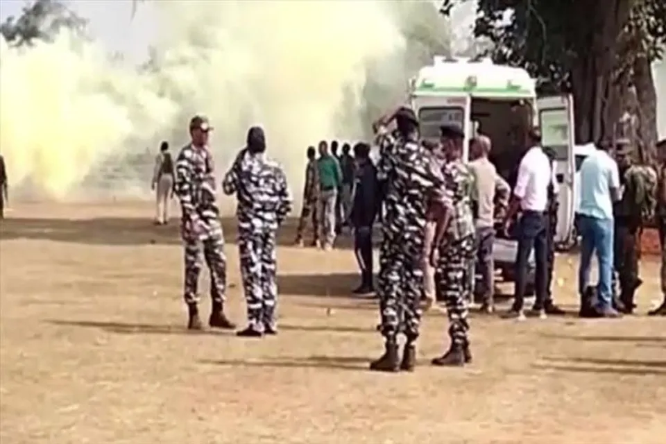 IED বিস্ফোরণে গুরুতর আহত বিএসএফ জওয়ান